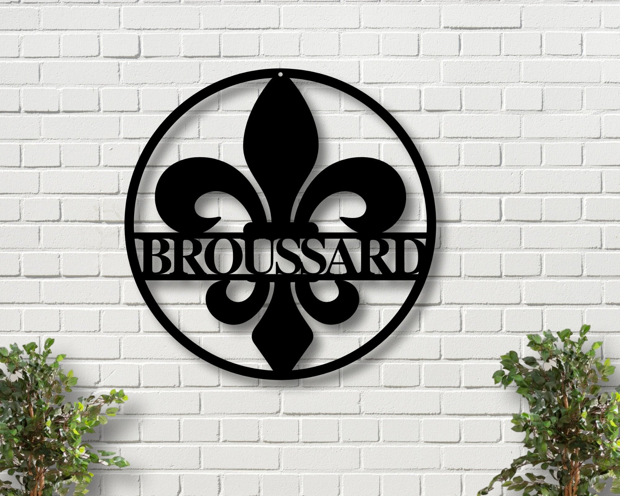 Fleur De Lis Personalized Family Name Sign Housewarming Gift Door Hanger Wedding Gift Metal Sign Fathers Day Gift Last Name Sign, Laser Cut Metal Signs Custom Gift Ideas 18x18IN
