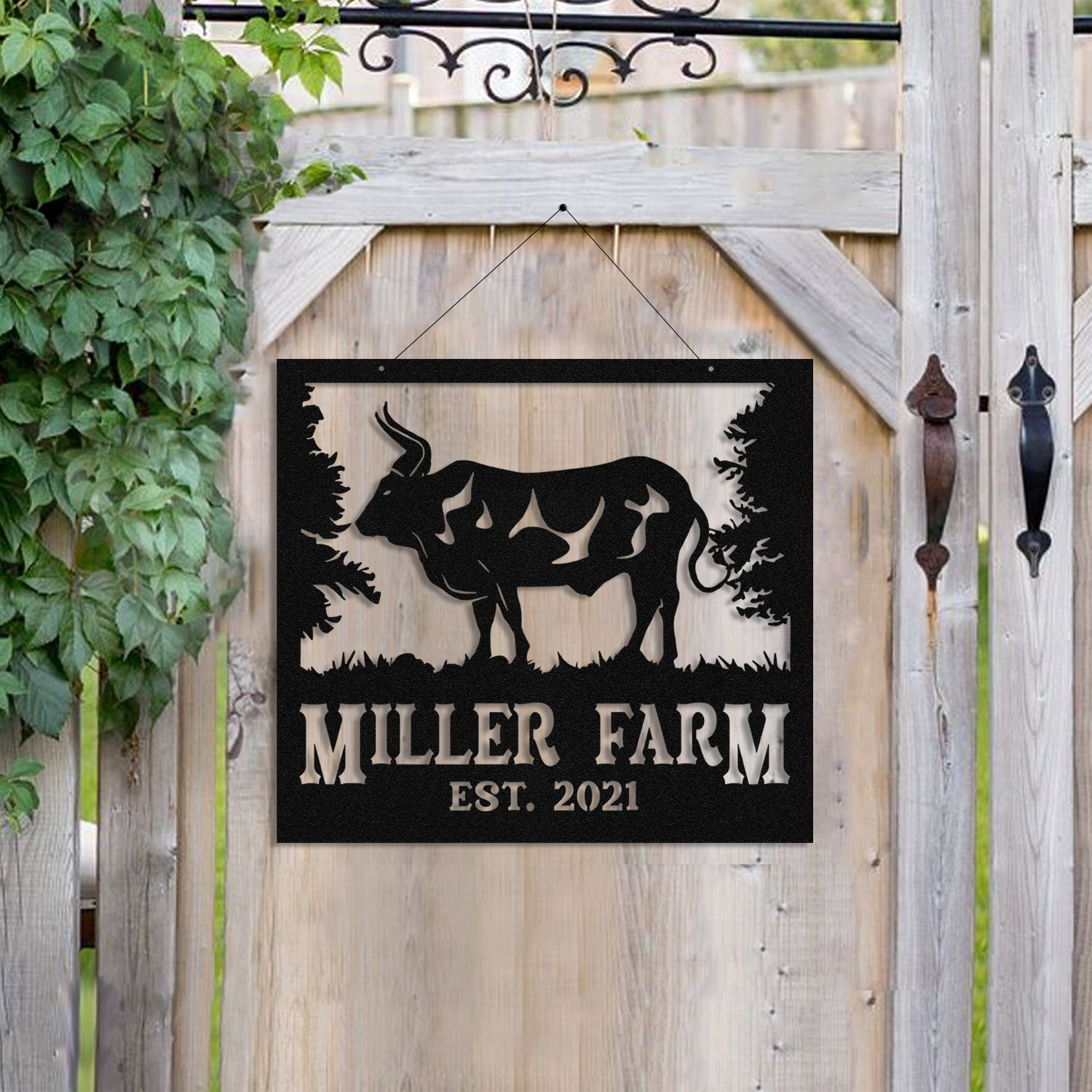 Personalized Metal Farm Sign Bull, Custom Outdoor Farmhouse, Ranch, Stable, Wall Decor Art Gift, Metal Laser Cut Metal Signs Custom Gift Ideas 18x18IN
