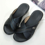 Sandals For Women Soft Soles Casual Cross Buckle Outdoor Design