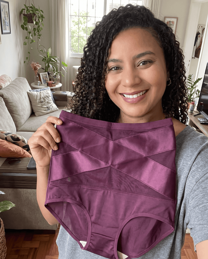 Gabriela R., 33 mit ihrem ILONOU Shape-Slip